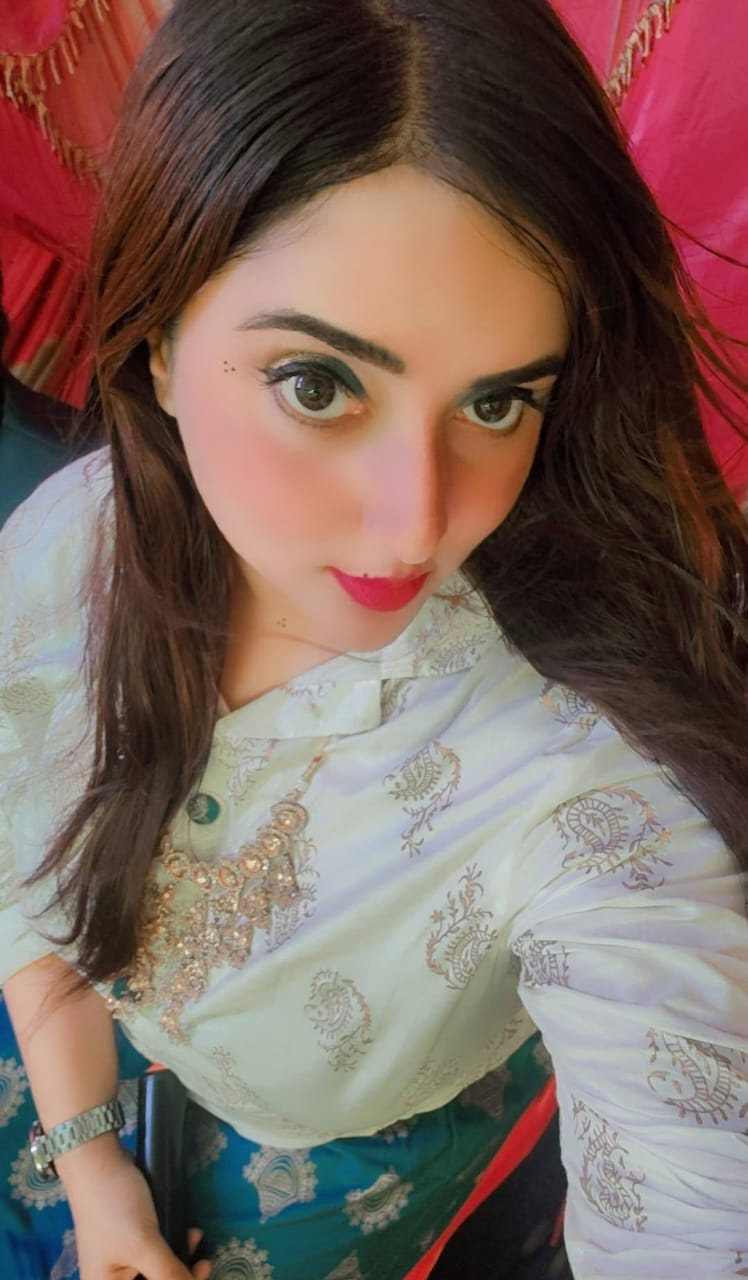 Singer Shilpa Srivastava Photo 12